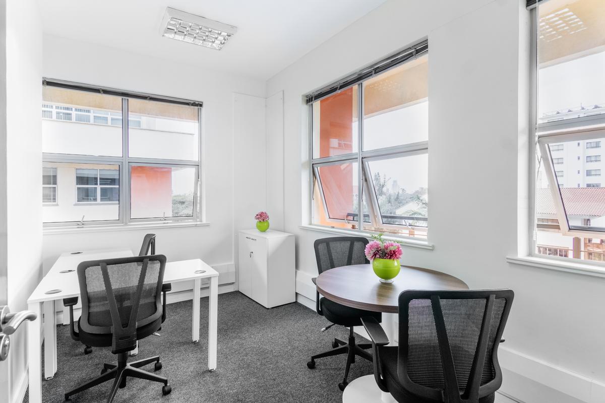 Furnished 50 m² Office with Service Charge Included at Lenana Road - 1