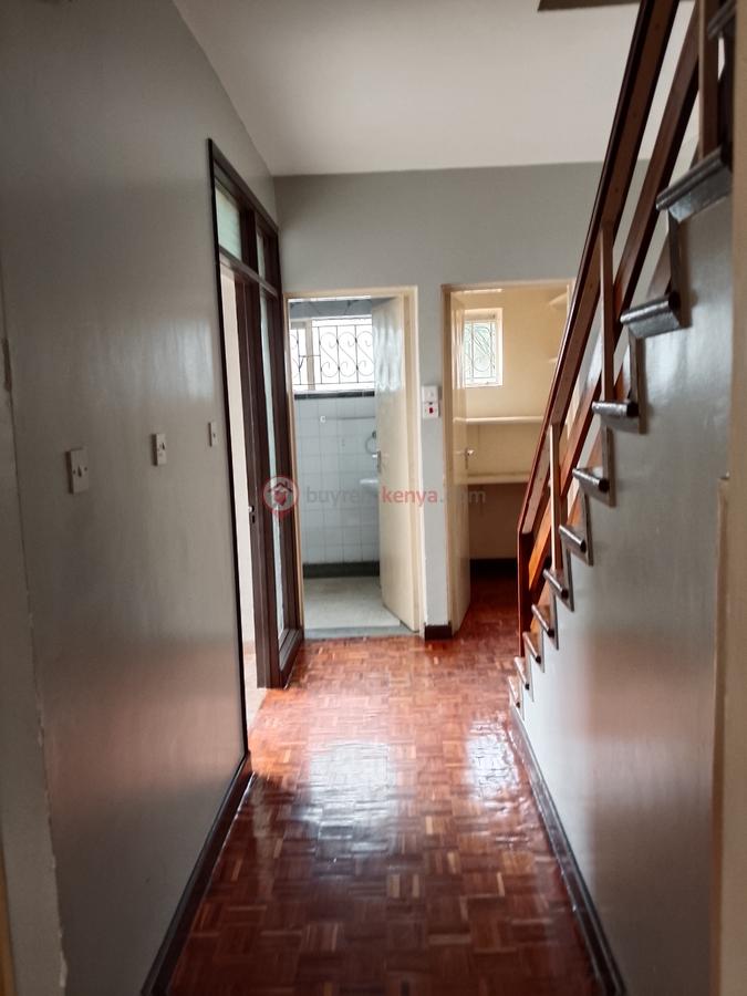 3 Bed Townhouse with En Suite at Westlands - 16