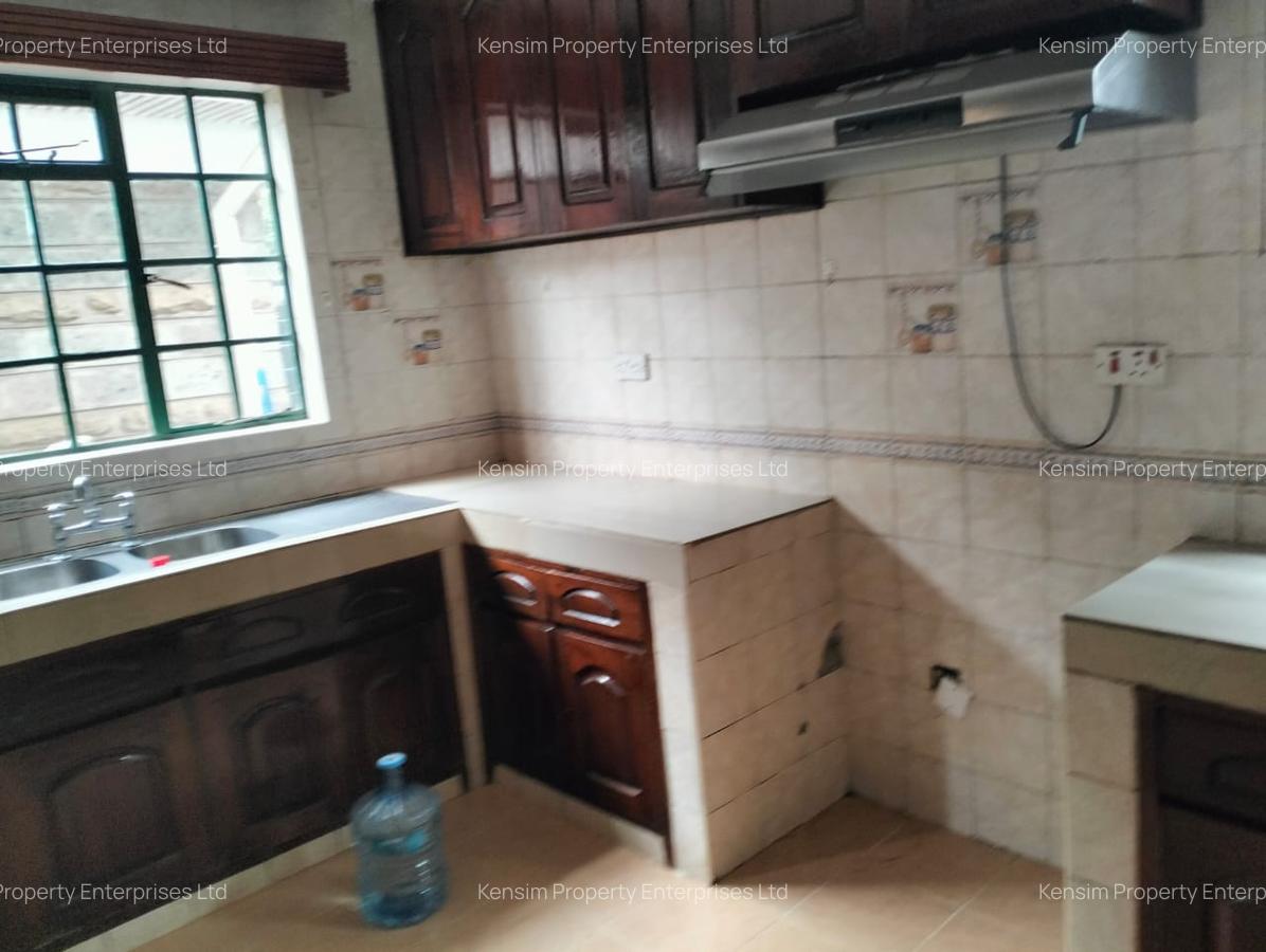 4 Bed Apartment with En Suite in Spring Valley - 10