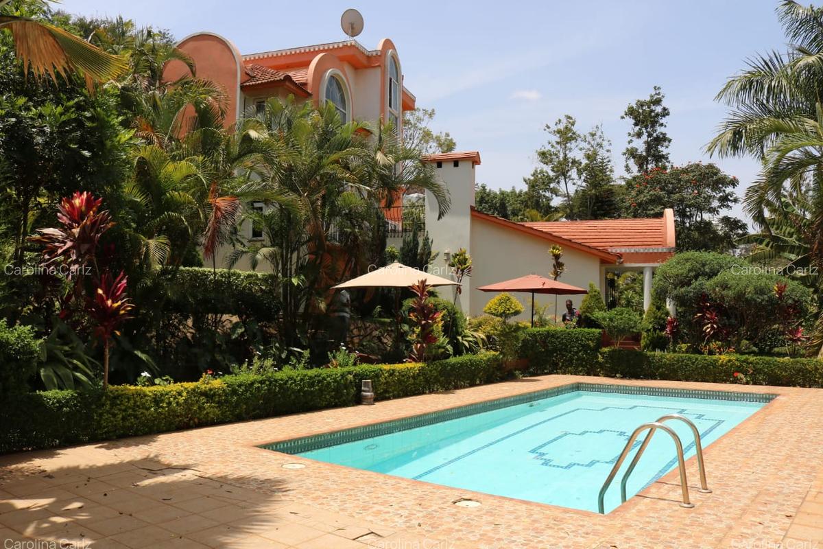 4 Bed House with En Suite in Westlands Area - 16