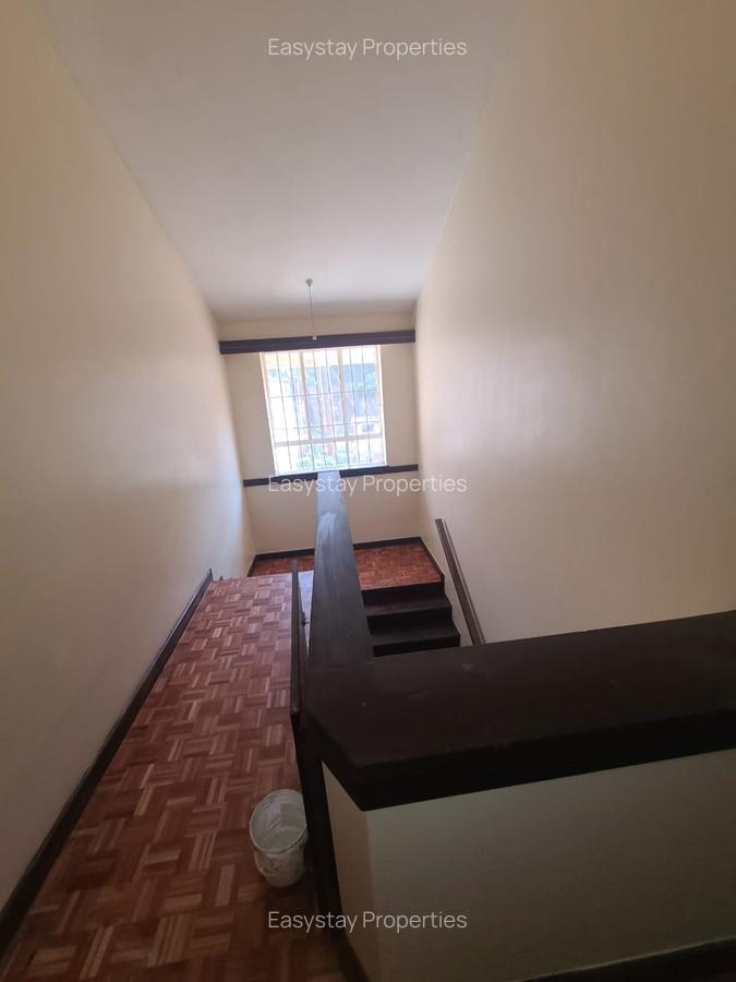 4 Bed Townhouse with En Suite in Spring Valley - 10