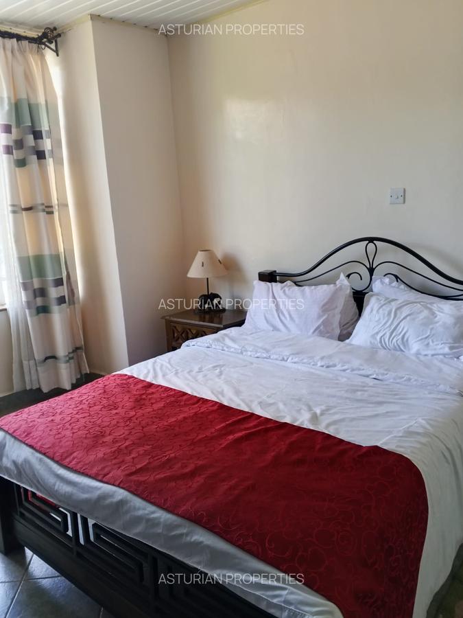 Furnished 2 Bed Apartment with En Suite in Rosslyn - 3