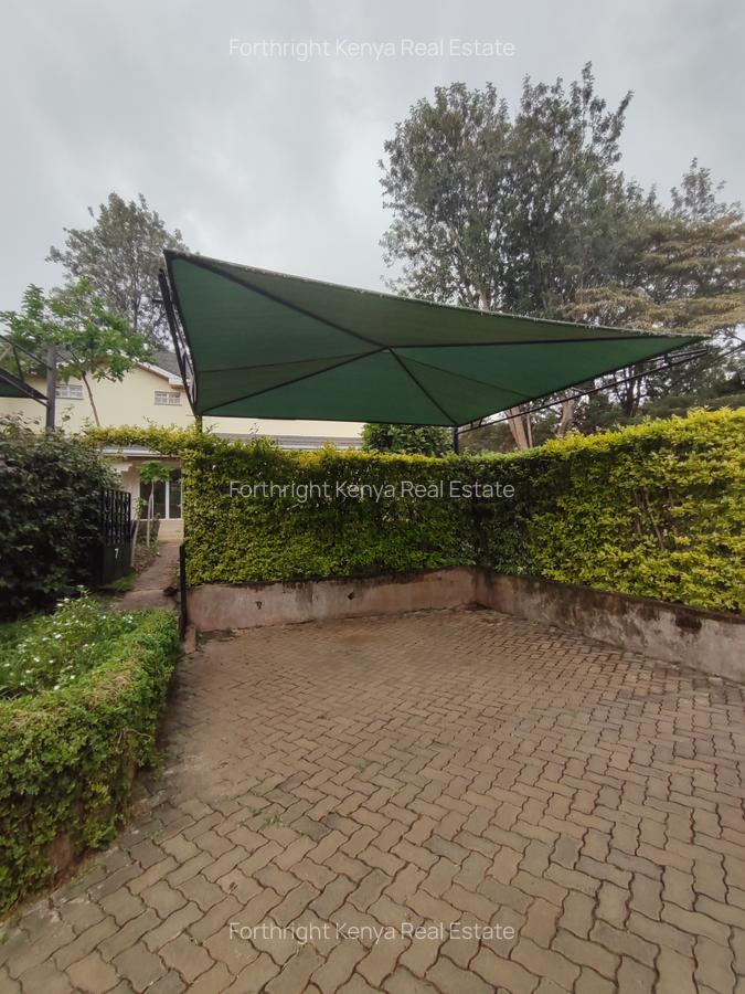 5 Bed House with En Suite at Hardy - 9