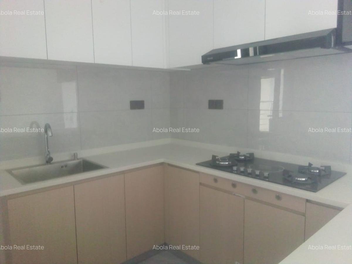 2 Bed Apartment with En Suite at Riverside Drive - 11