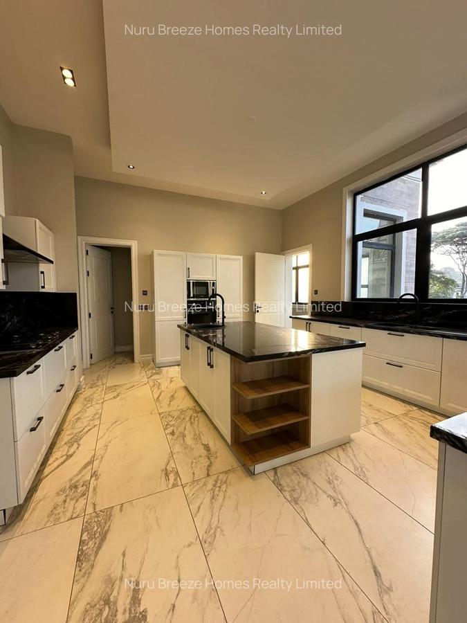 5 Bed Townhouse with En Suite in Loresho - 3