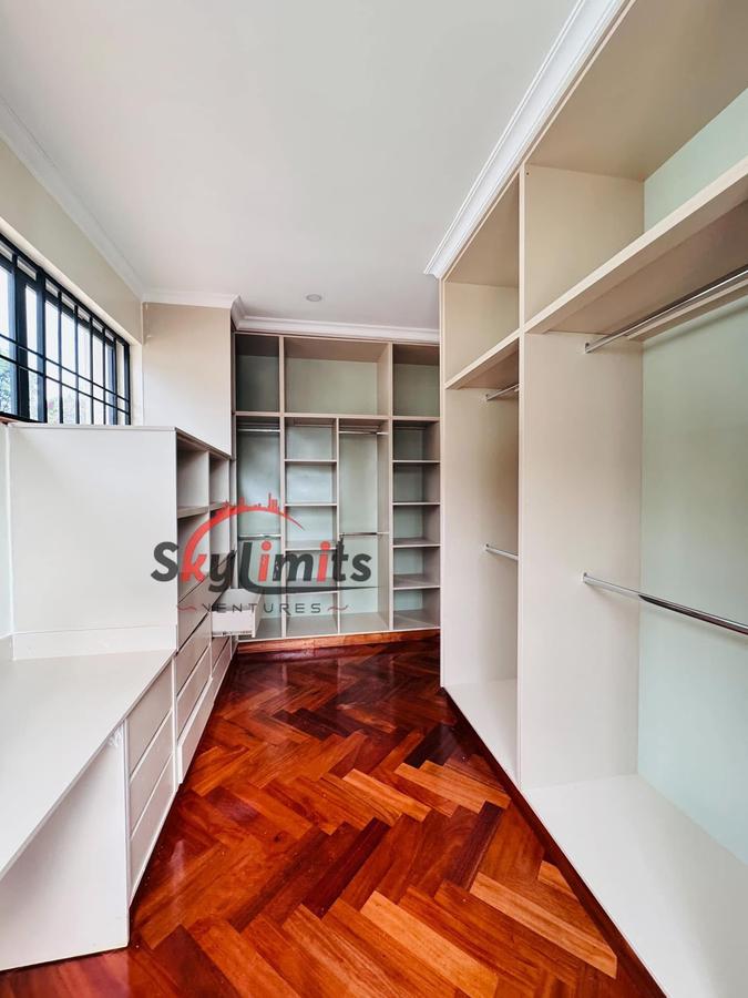 5 Bed Villa with En Suite at Loresho - 15