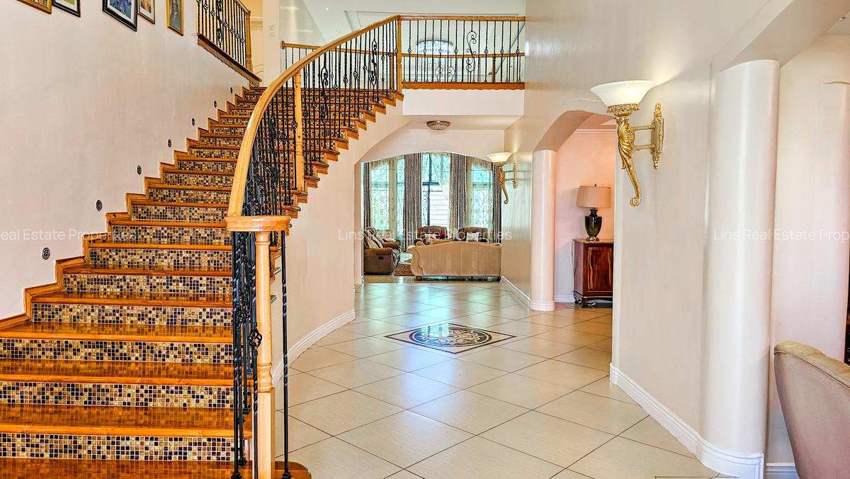 5 Bed House with En Suite in Kitisuru - 4