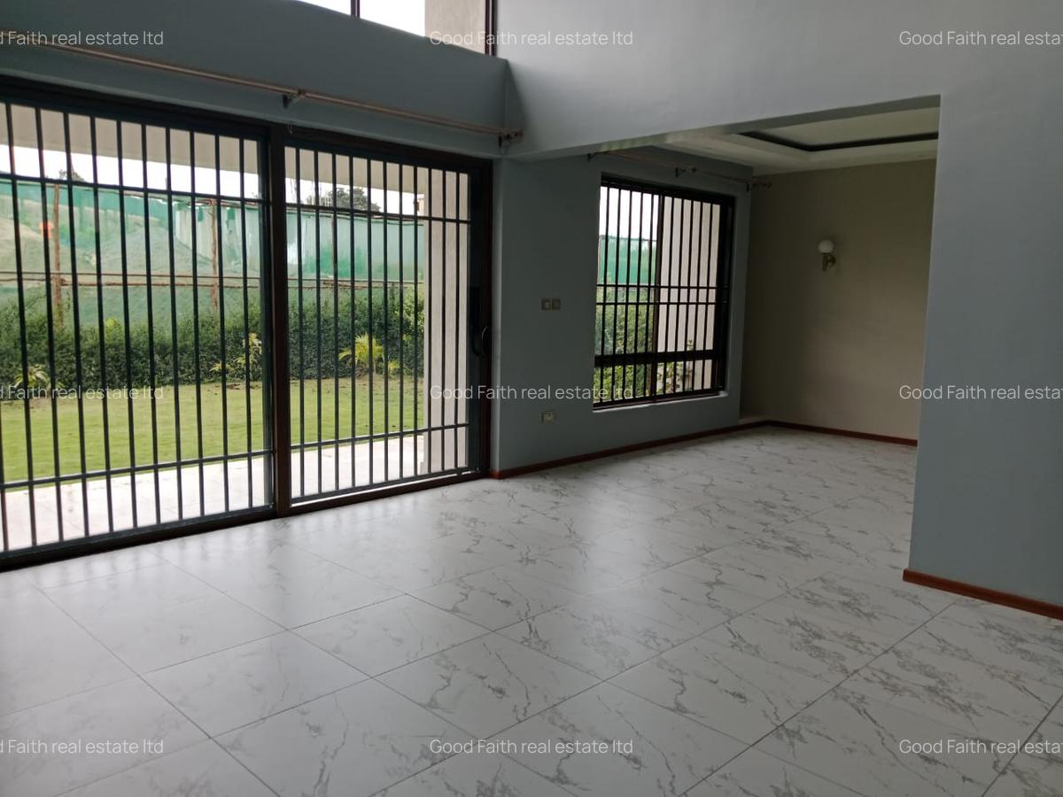 4 Bed Townhouse with En Suite in Kiambu Road - 2