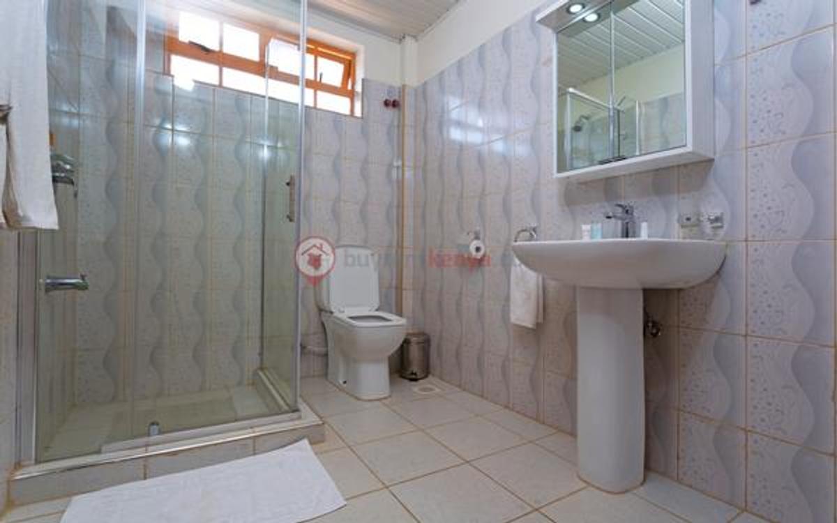 1 Bed House with En Suite at Kuwinda Road - 6