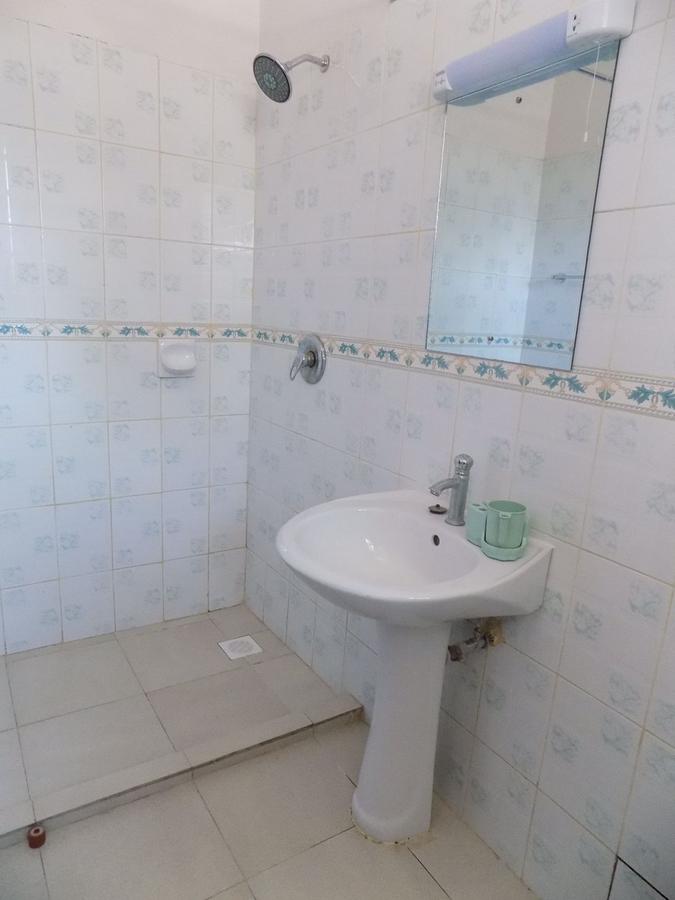 Serviced 3 Bed Apartment with En Suite in Shanzu - 2