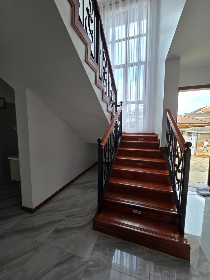 4 Bed House with En Suite in Kiambu Road - 10