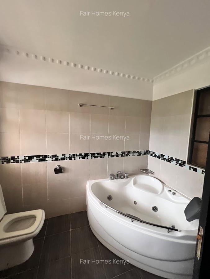 6 Bed Townhouse with En Suite at Convent Drive - 8