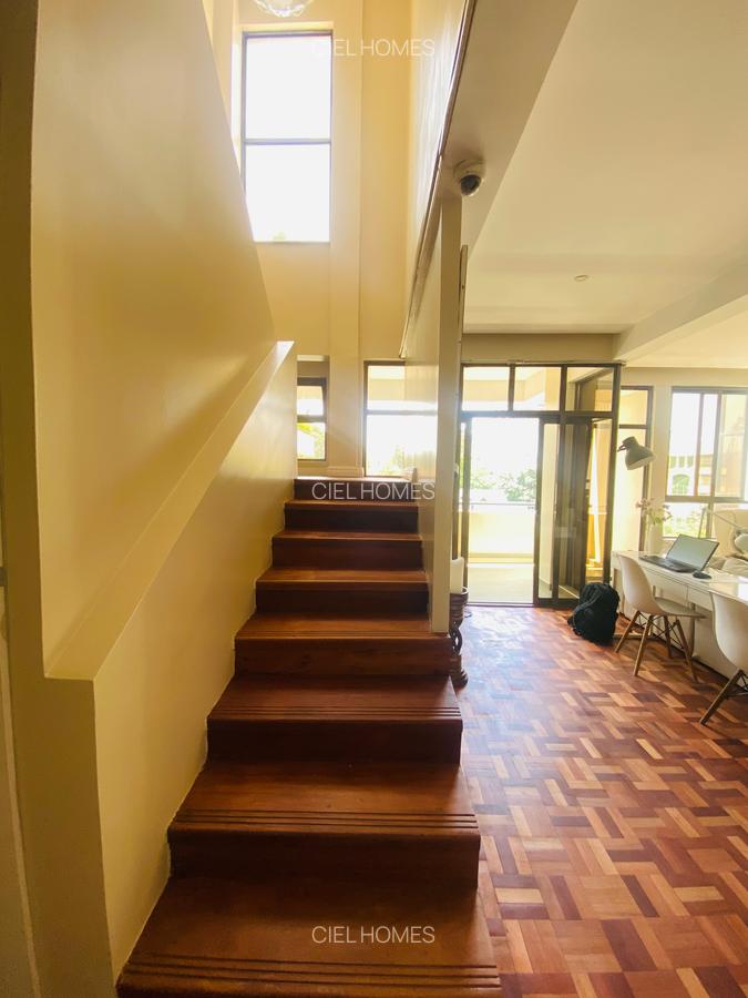 3 Bed Apartment with En Suite at Hatheru Road - 15