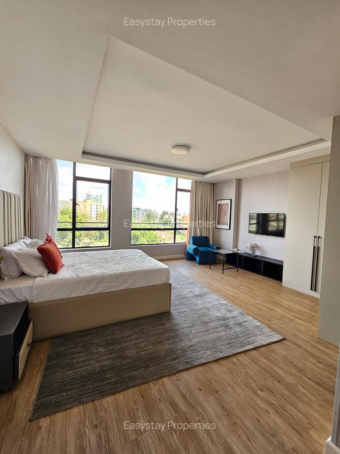 Furnished 2 Bed Apartment with En Suite in Brookside - 6