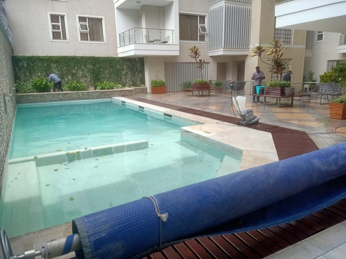 Serviced 2 Bed Apartment with En Suite at Chaka Rd - 16