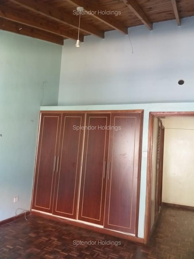 4 Bed Townhouse with En Suite in Lavington - 13