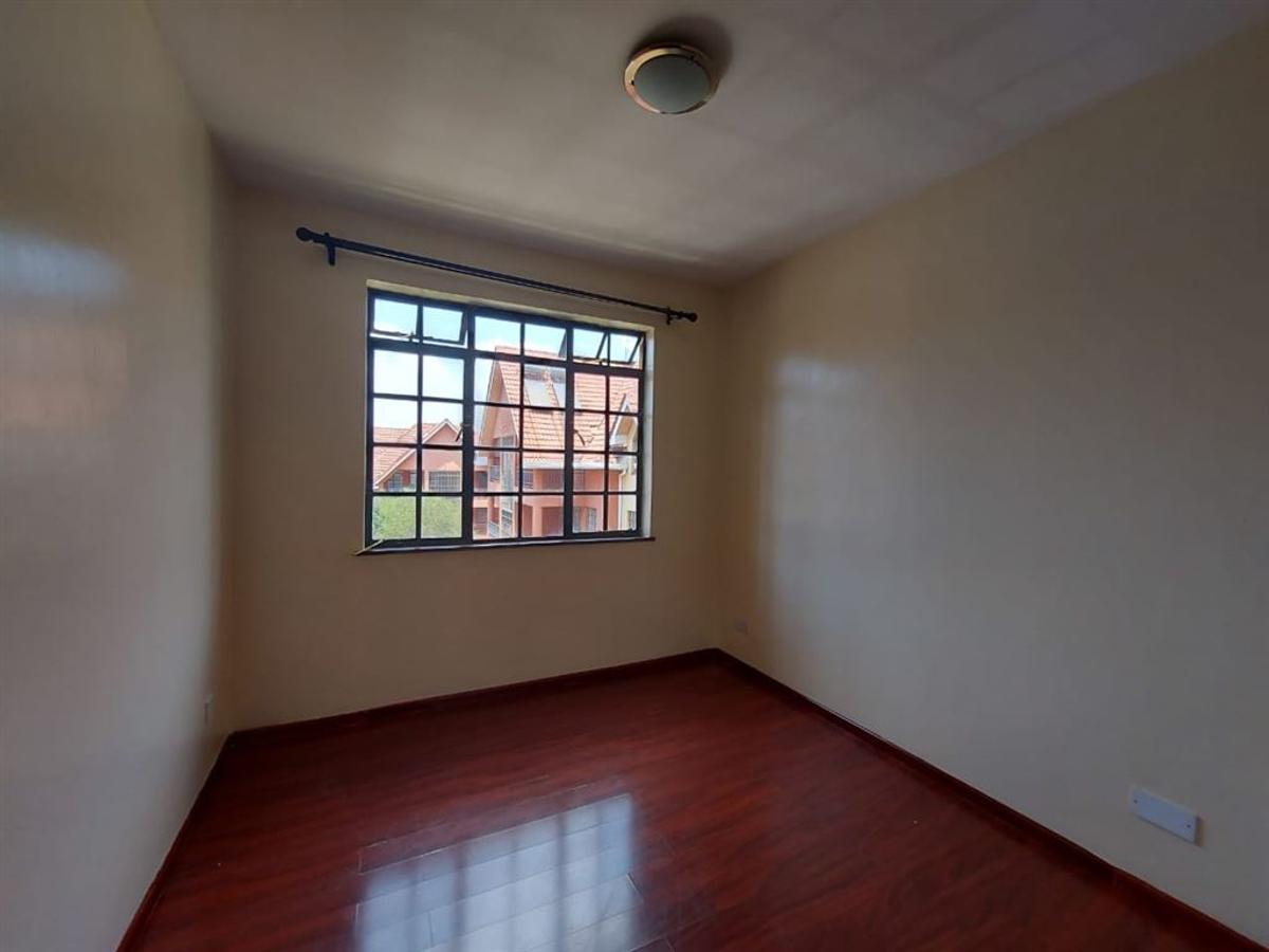 3 Bed Apartment with En Suite at Fourways Junction Estate - 8