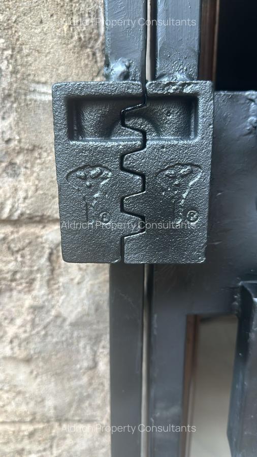 4 Bed Townhouse with En Suite in Parklands - 2