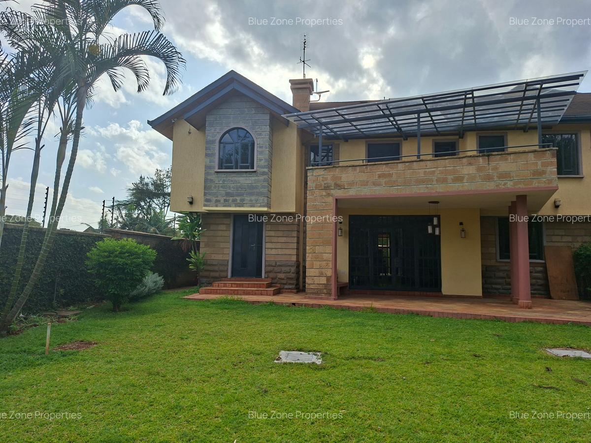 4 Bed Townhouse with En Suite at Close To Braeburn School - 1