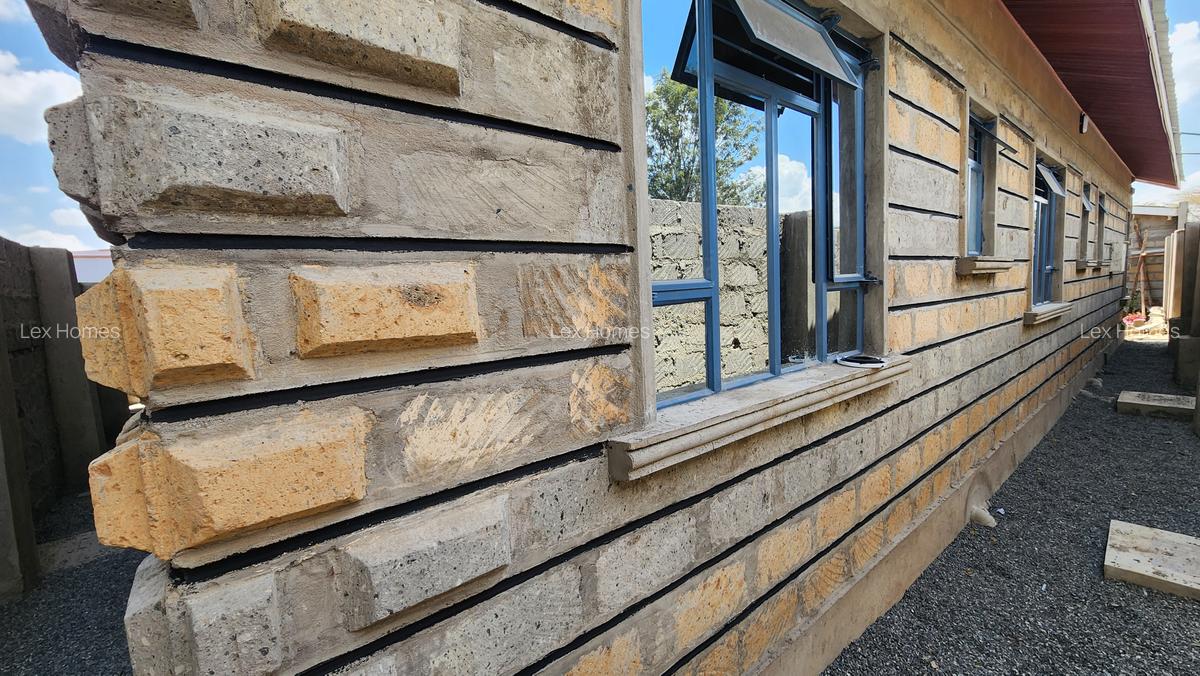 3 Bed House with En Suite at Rimpa - 19