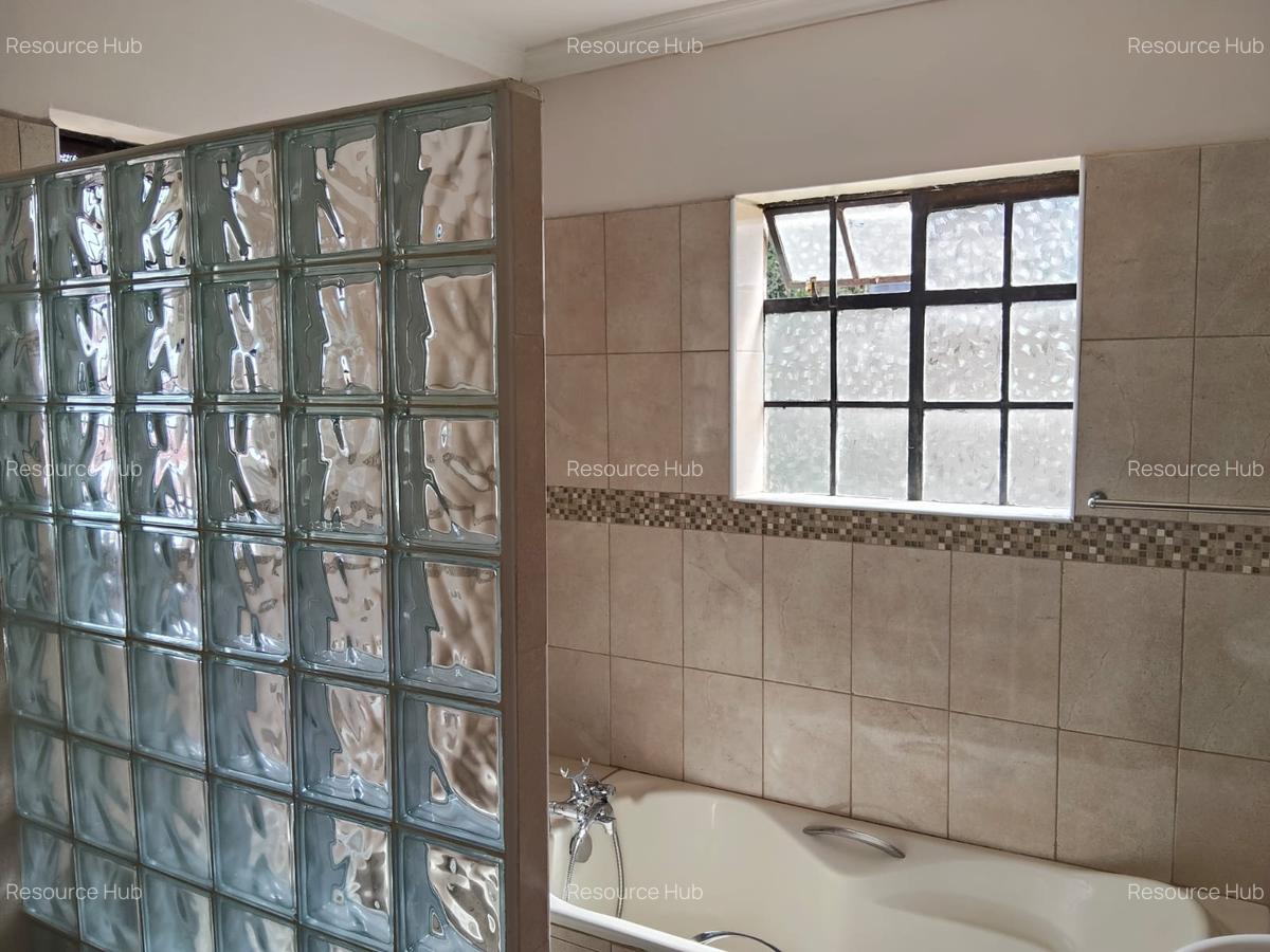 4 Bed House with En Suite in Karen - 14