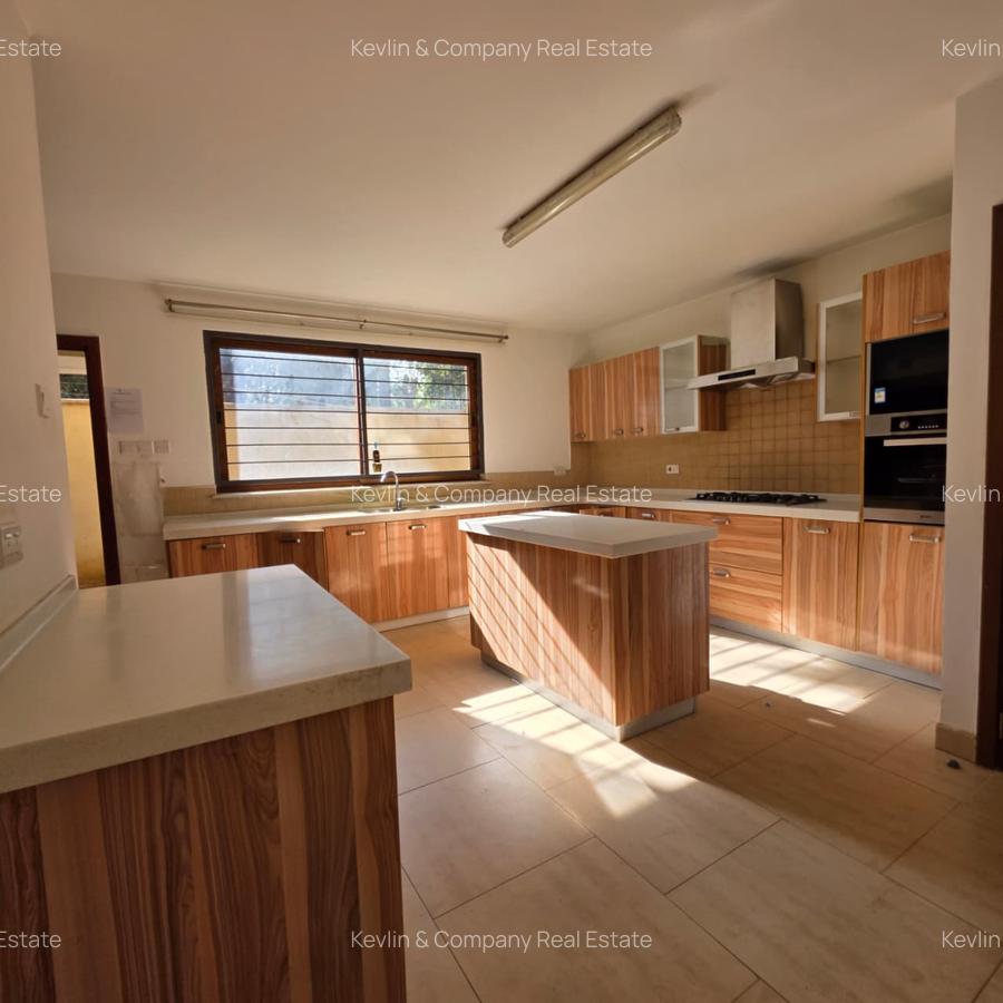 5 Bed Apartment with En Suite in Kileleshwa - 5