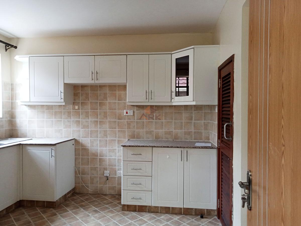 4 Bed Villa with En Suite at Off Katani Road - 13