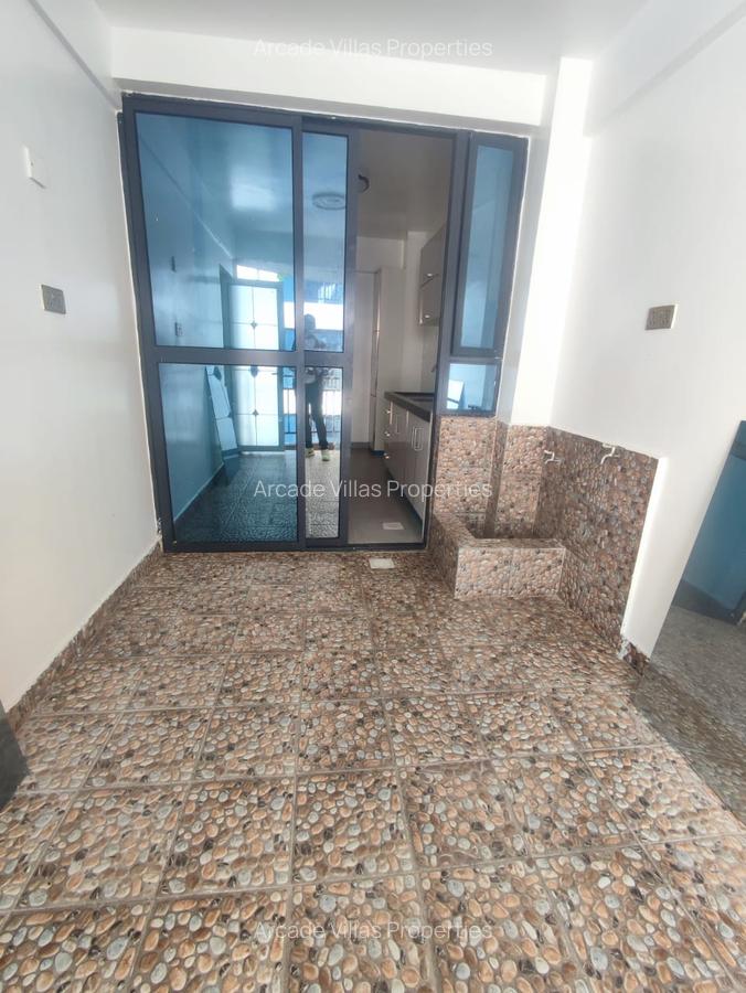 2 Bed Apartment with En Suite in Ngong Road - 11