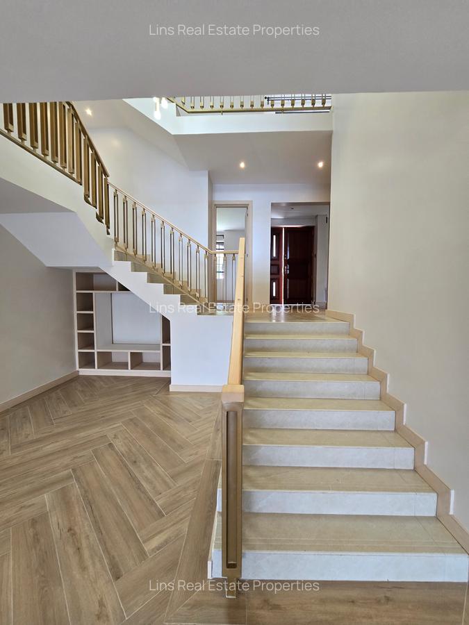 6 Bed Townhouse with En Suite in Lavington - 16