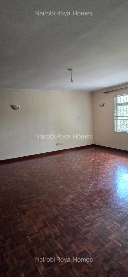 5 Bed Townhouse with En Suite at Lavington Green - 12