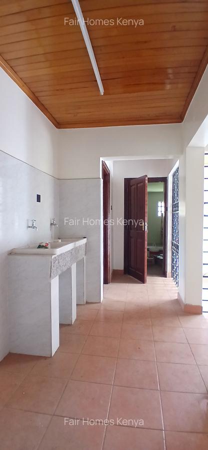 4 Bed Townhouse with En Suite at Lavington Green - 15