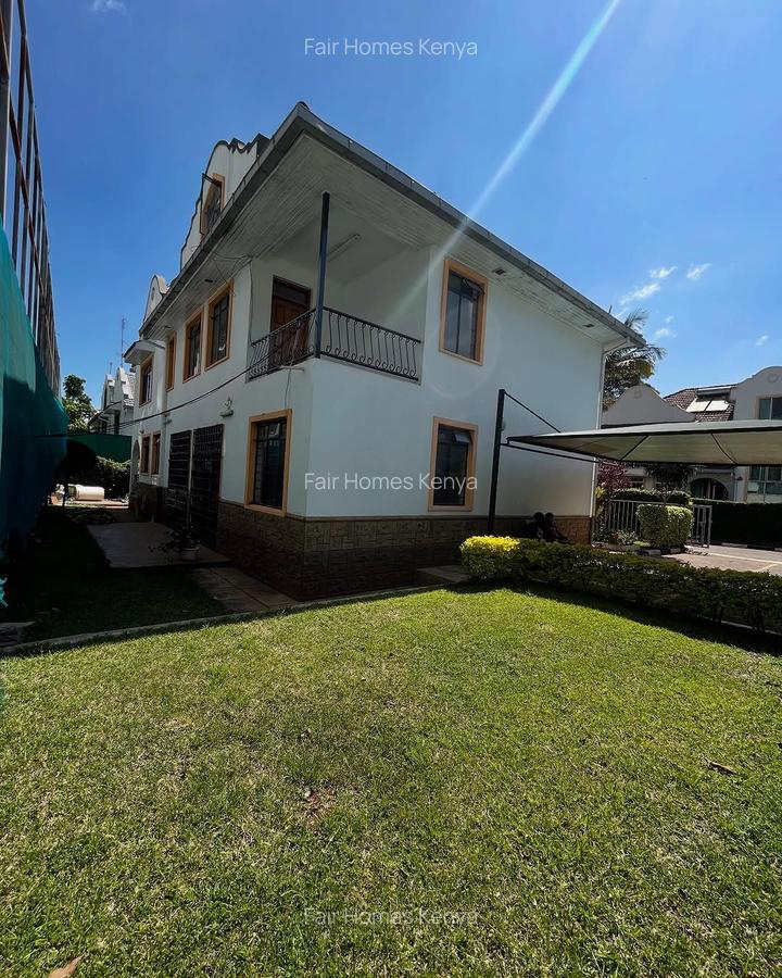 4 Bed Townhouse with En Suite at Lavington Mall - 1