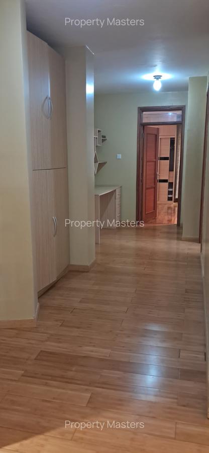 3 Bed Apartment with En Suite at Rose Avenue - 19