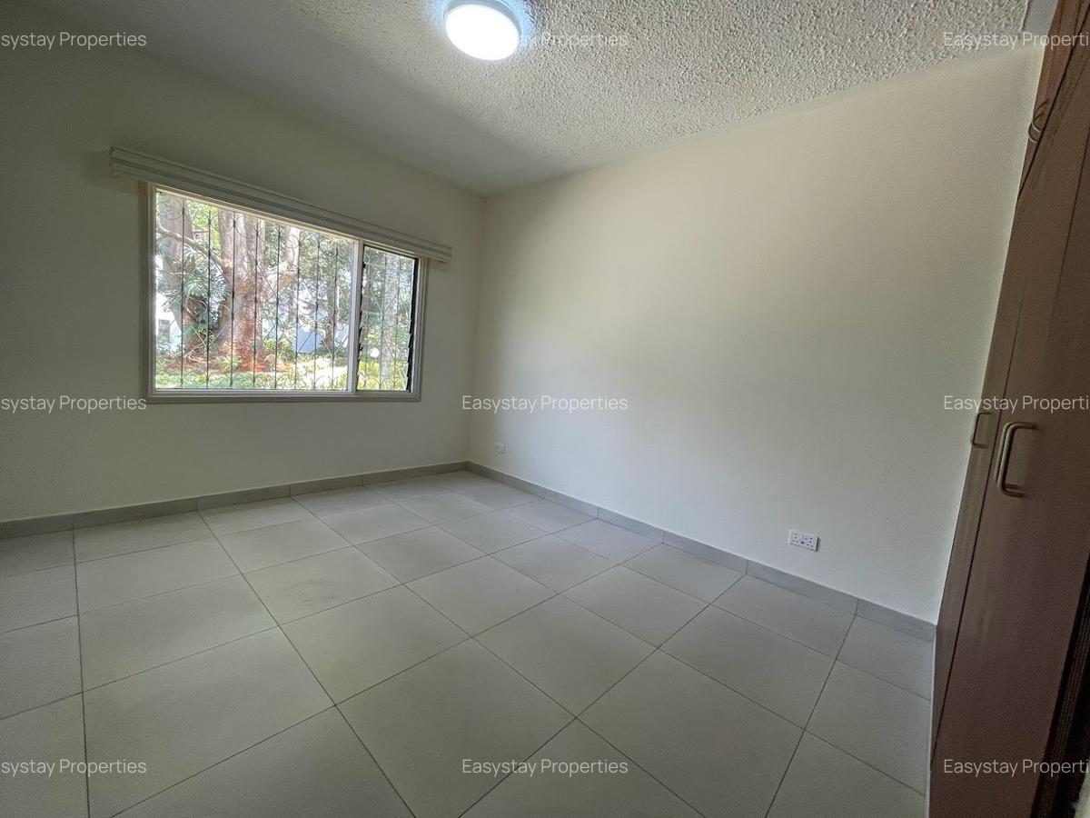 4 Bed Townhouse in Muthaiga - 14