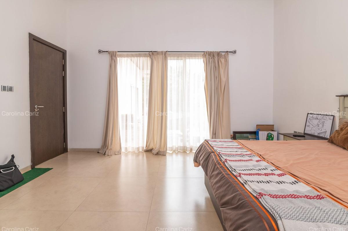 5 Bed Villa with En Suite at Peponi Road - 11