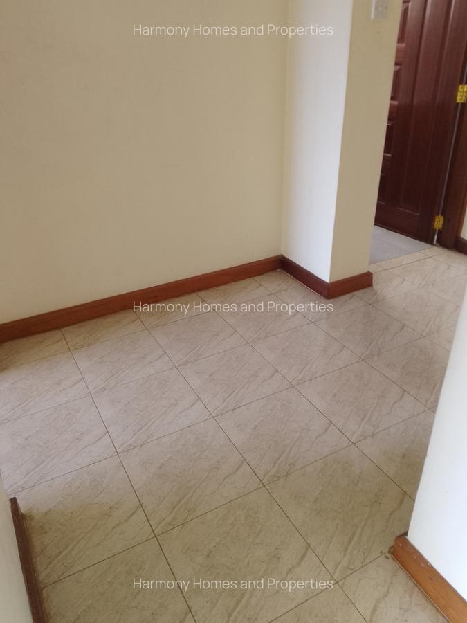 3 Bed Apartment with En Suite at Parklands Road - 7