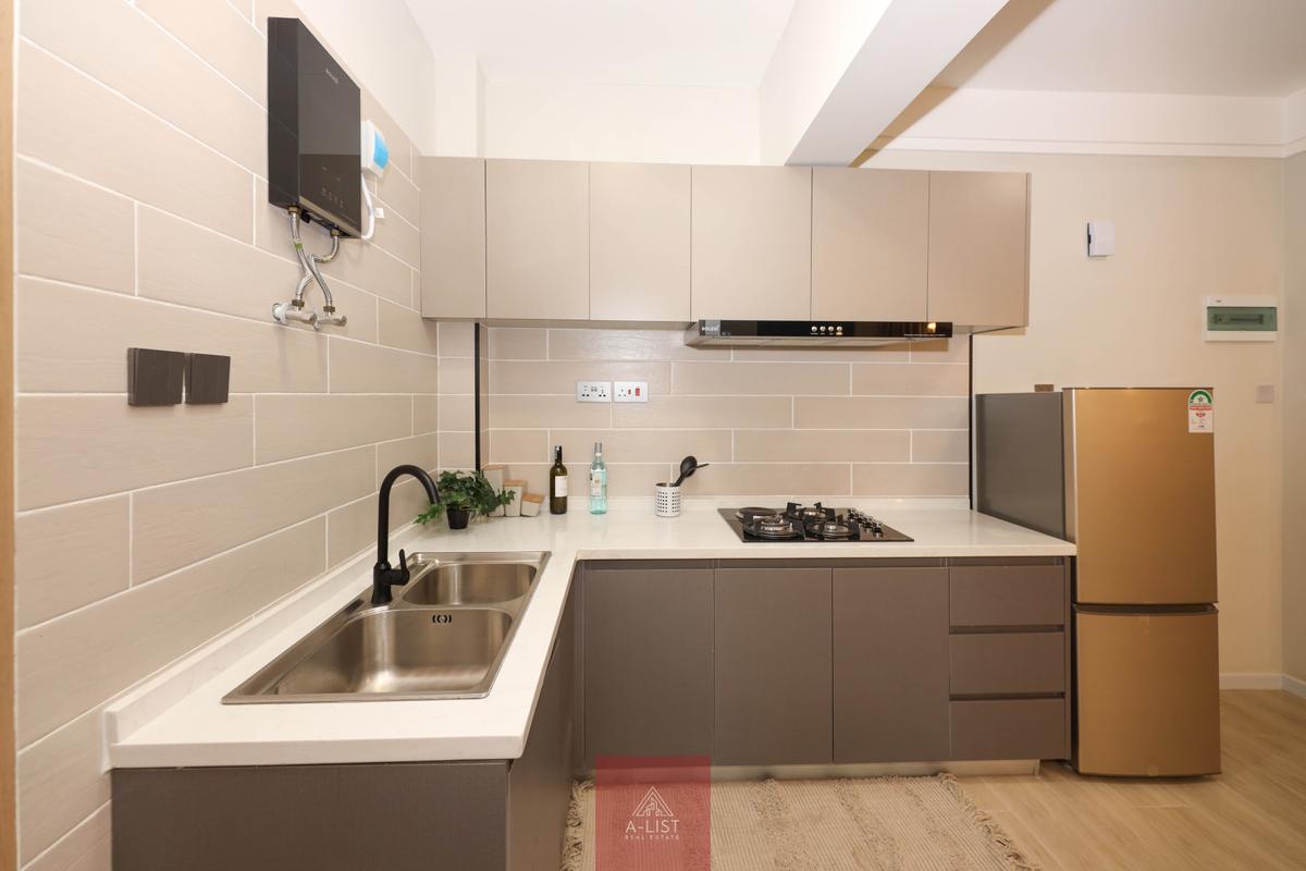 1 Bed Apartment with En Suite at Hatheru Road - 14