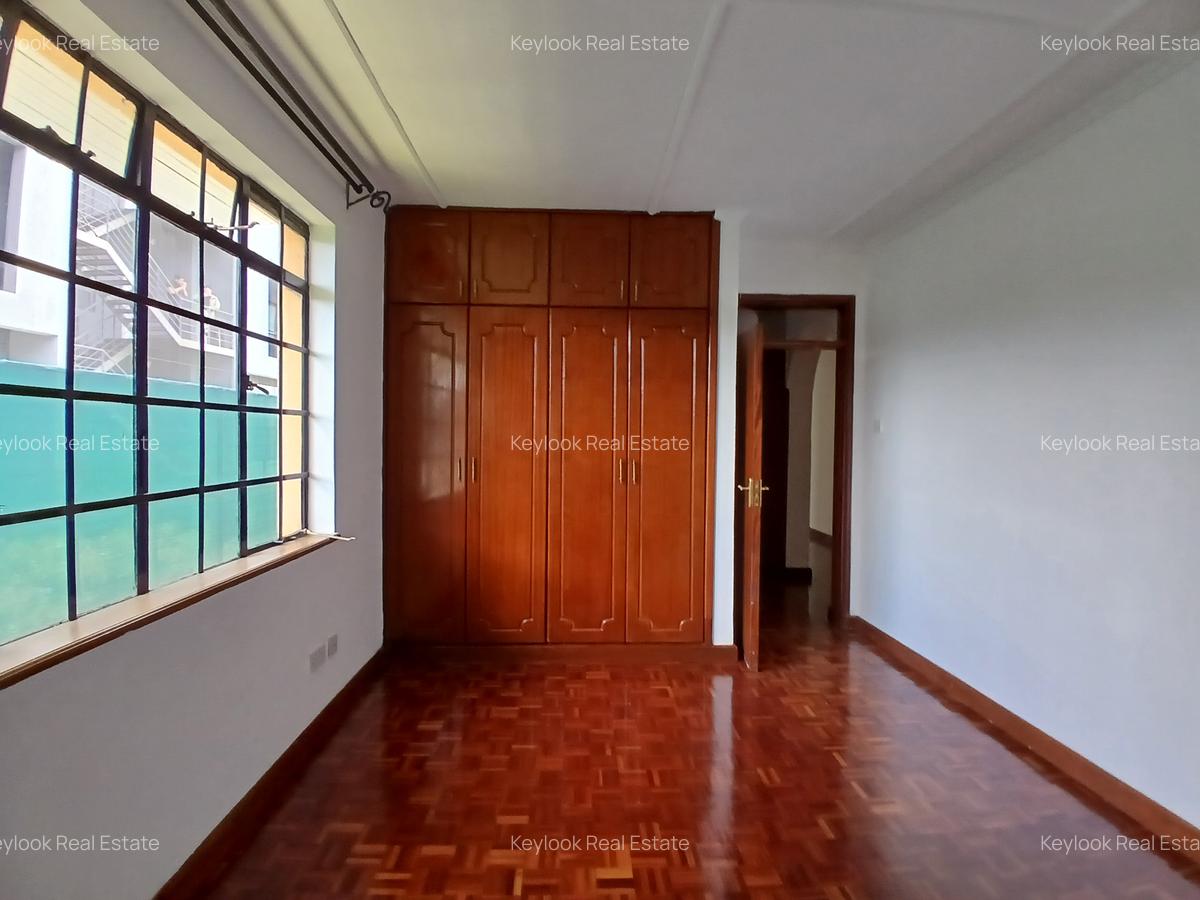 4 Bed Townhouse with En Suite at Lavington Green - 4