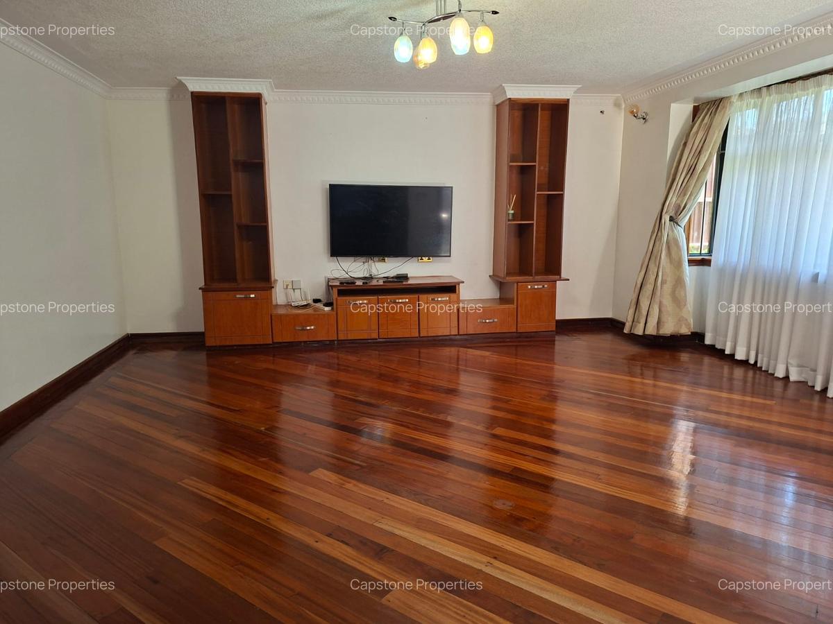 4 Bed Townhouse with En Suite in Runda - 5