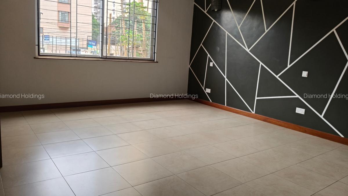 4 Bed Apartment with En Suite at Parklands - 7