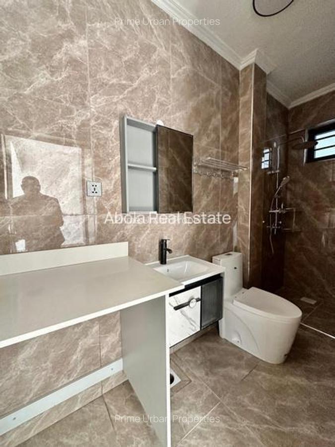 1 Bed Apartment with En Suite in Kilimani - 9