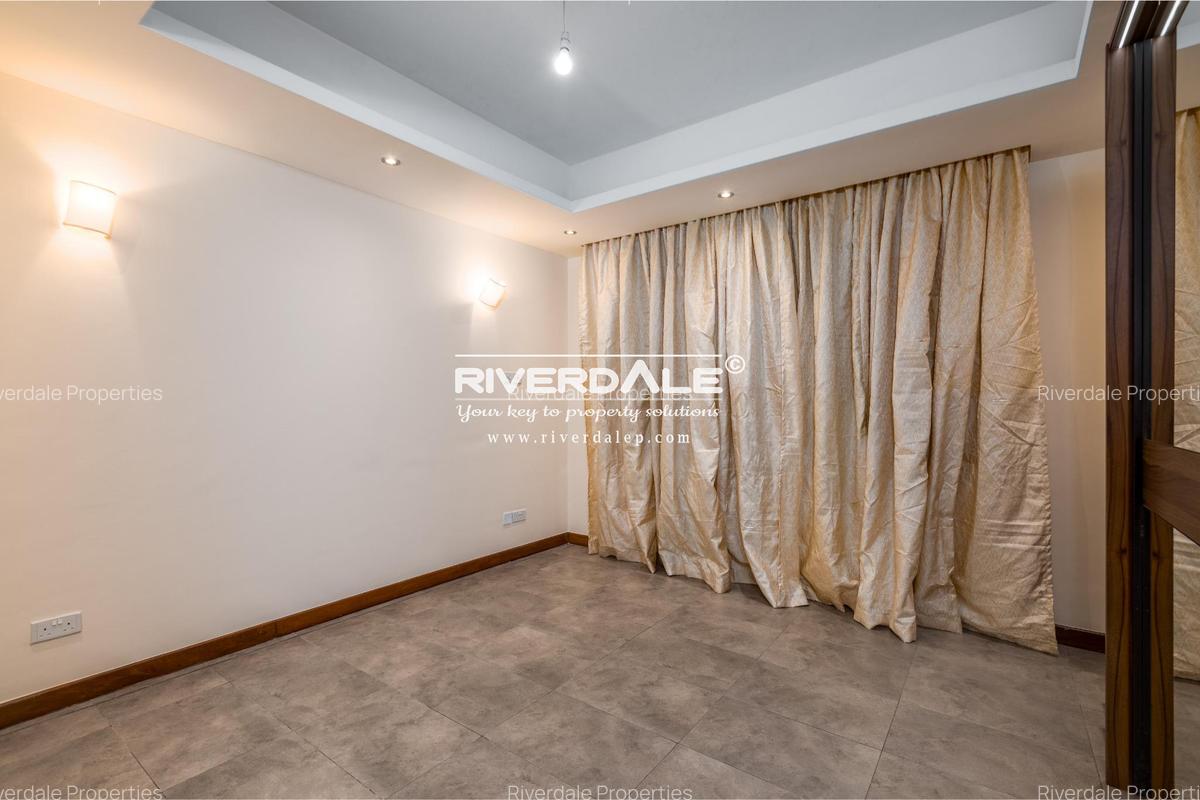 2 Bed Apartment with En Suite in Spring Valley - 9