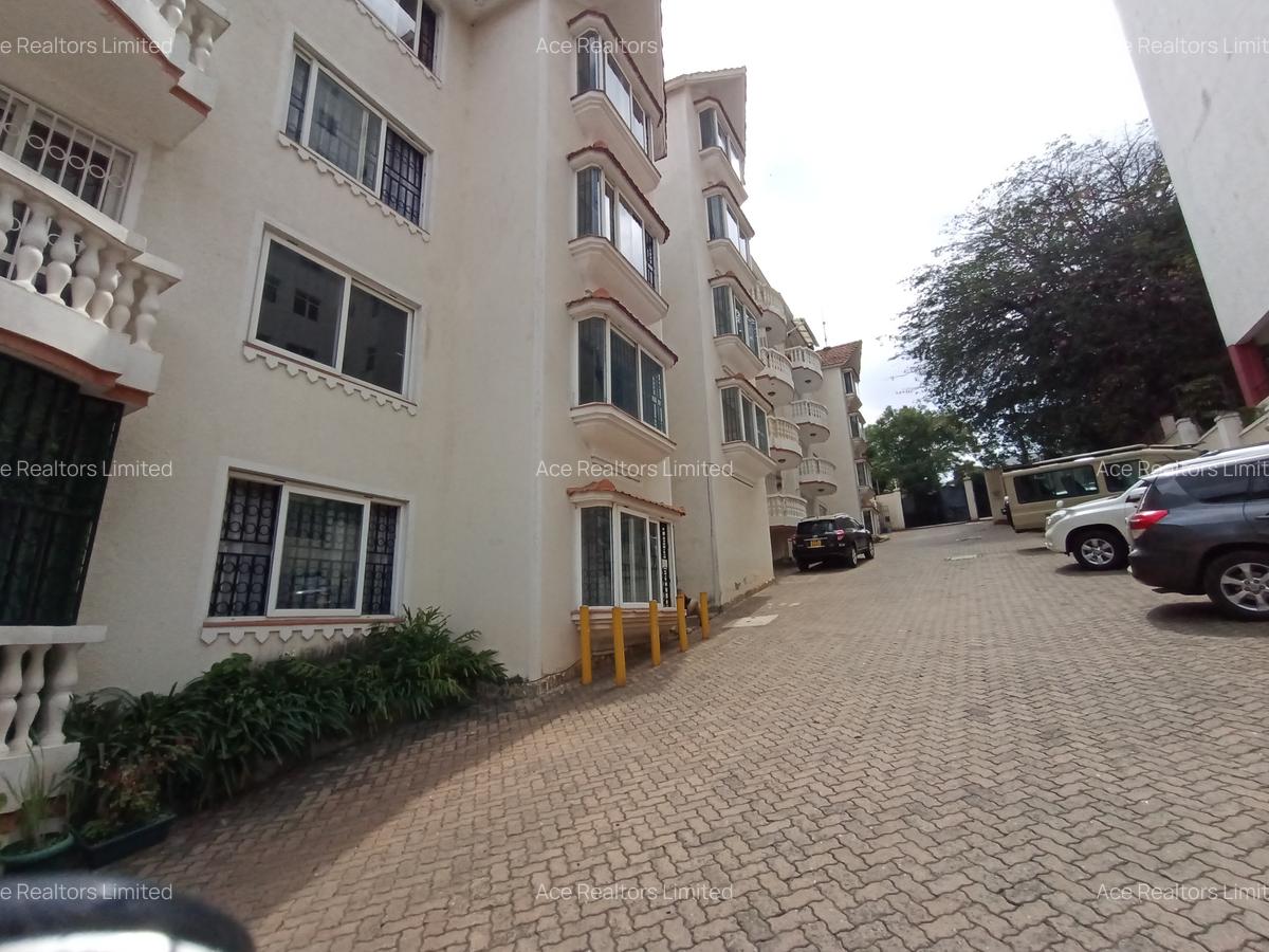 3 Bed Apartment with En Suite at Westlands - 11