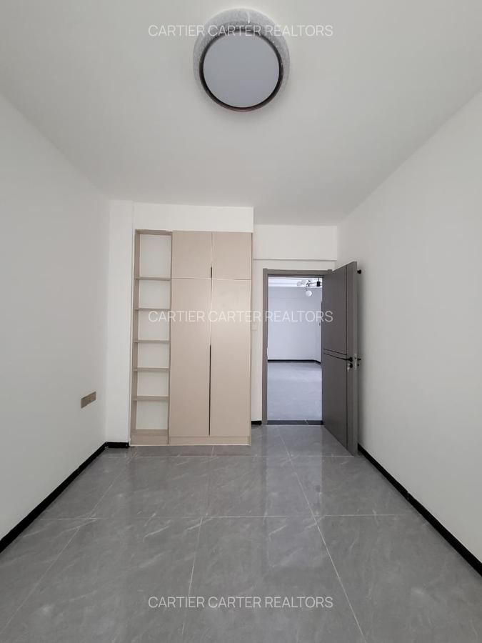 2 Bed Apartment with En Suite at Othaya Road - 7