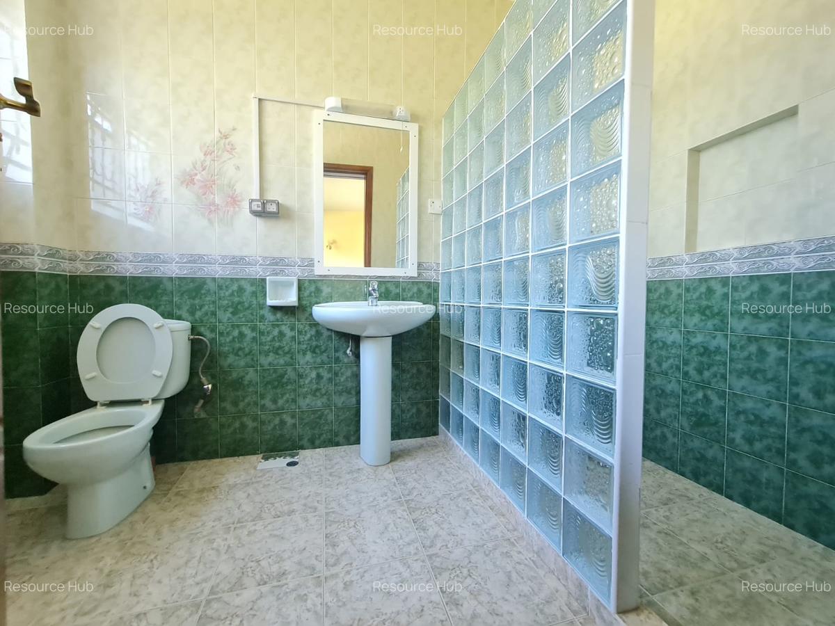 4 Bed House with En Suite at Runda - 14