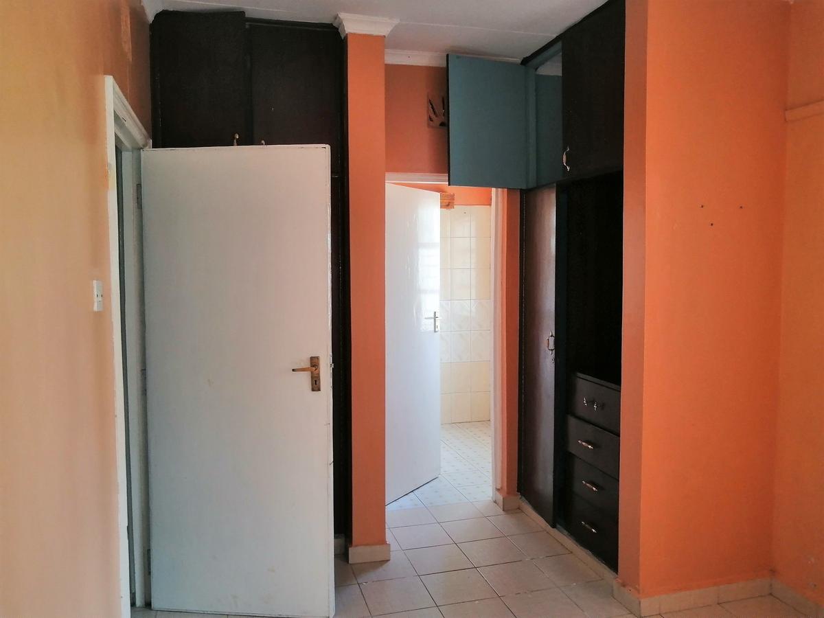 3 Bed House with En Suite at Ololua - 16