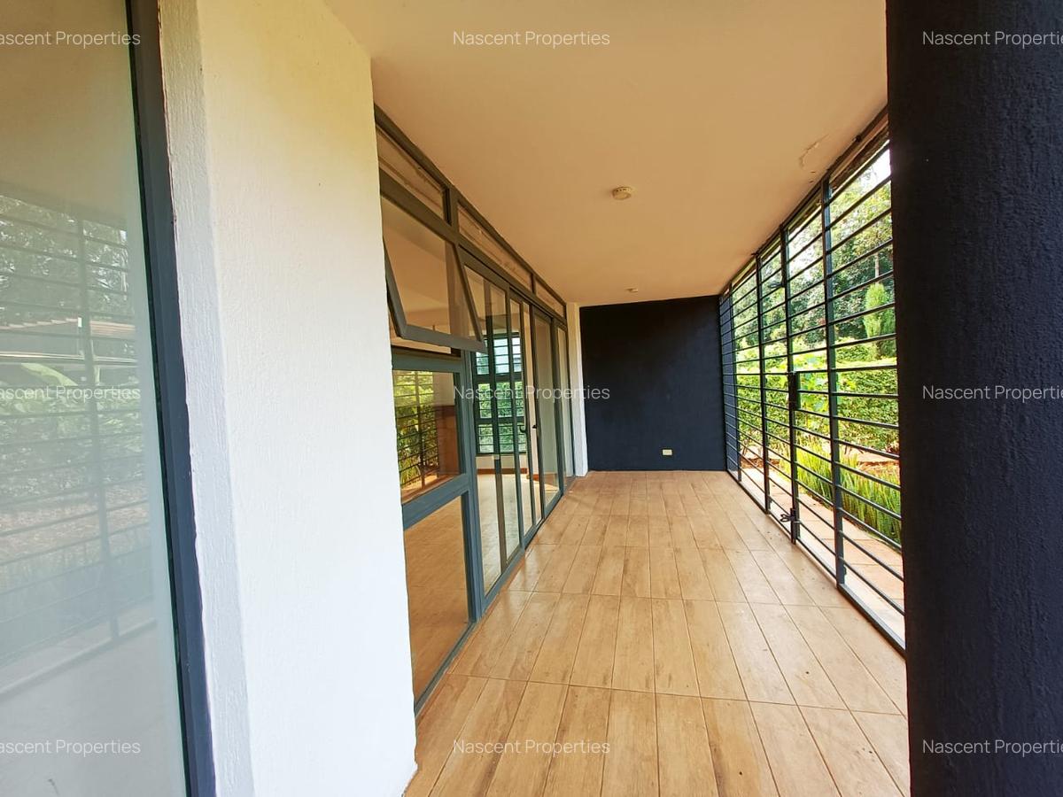 4 Bed House with En Suite at Garden Estate - 11