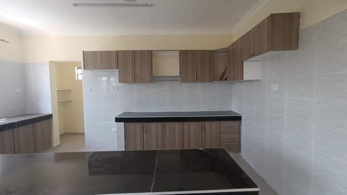 3 Bed House with En Suite in Kitengela - 5