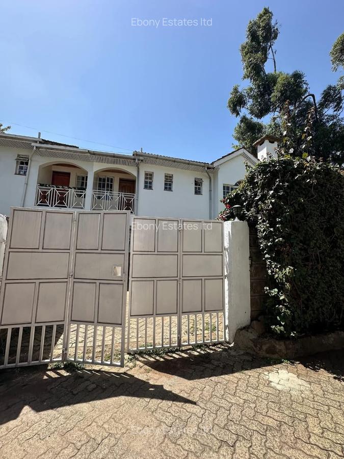 4 Bed Villa with En Suite in Lavington - 12