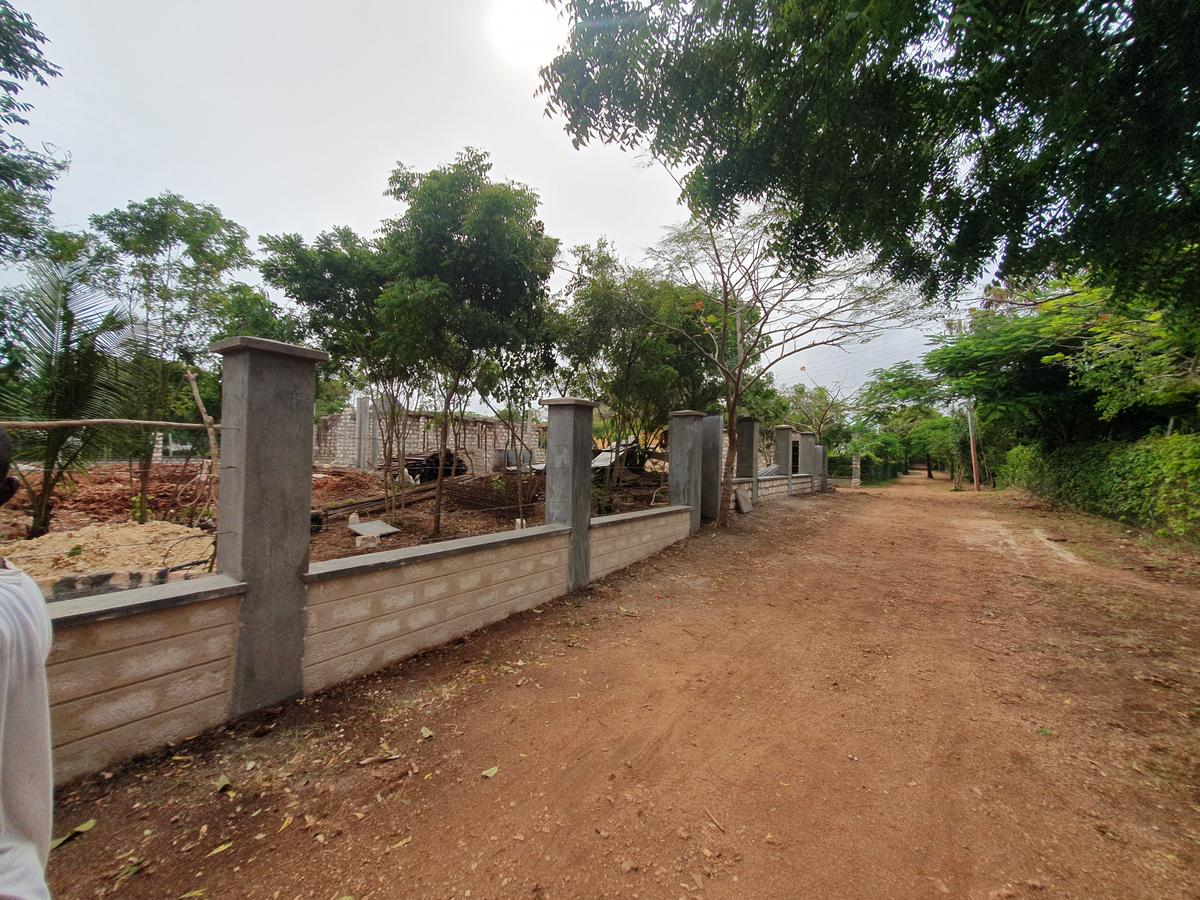 1,000 m² Land in Diani - 5